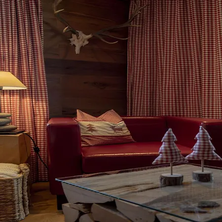 In Seefeld Near Slopes * Зеефельд в Тироле